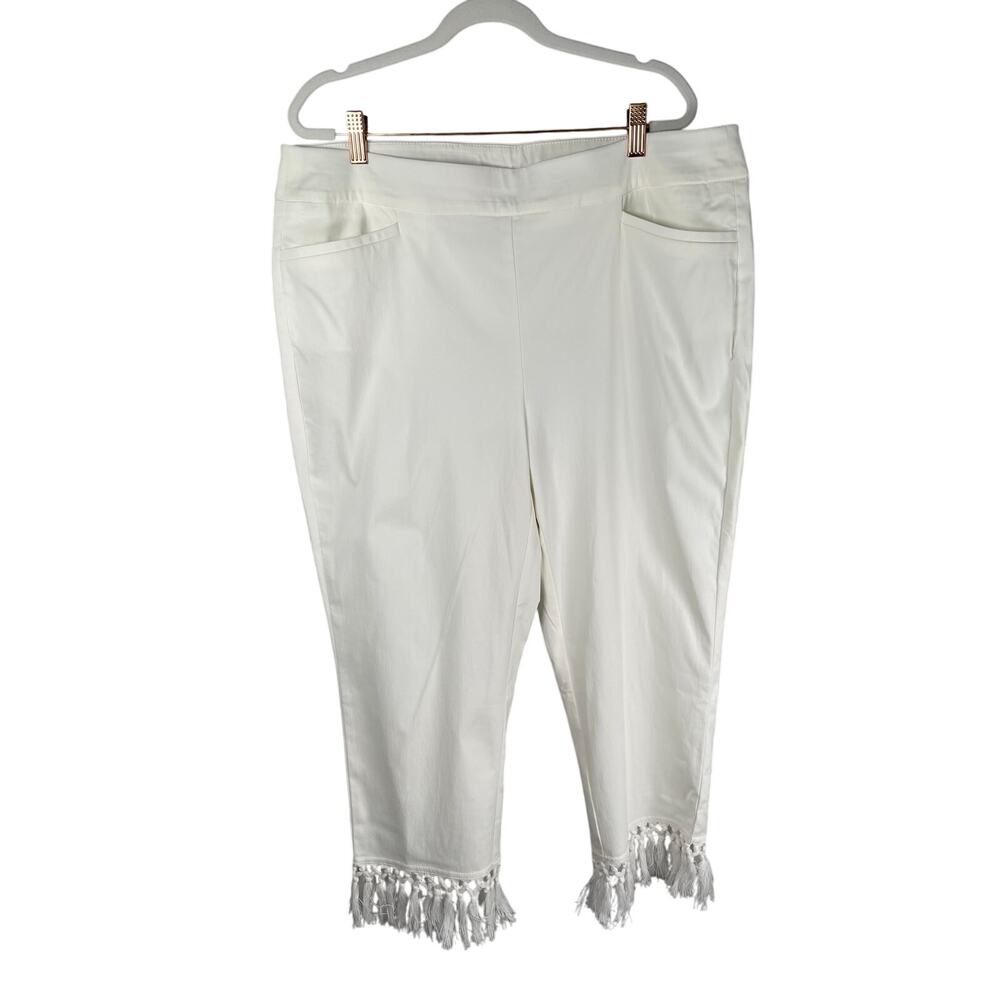 Chico's Pants 3 / US 16 White Brigette Fringe Hem Slim Crops Slimming Panel